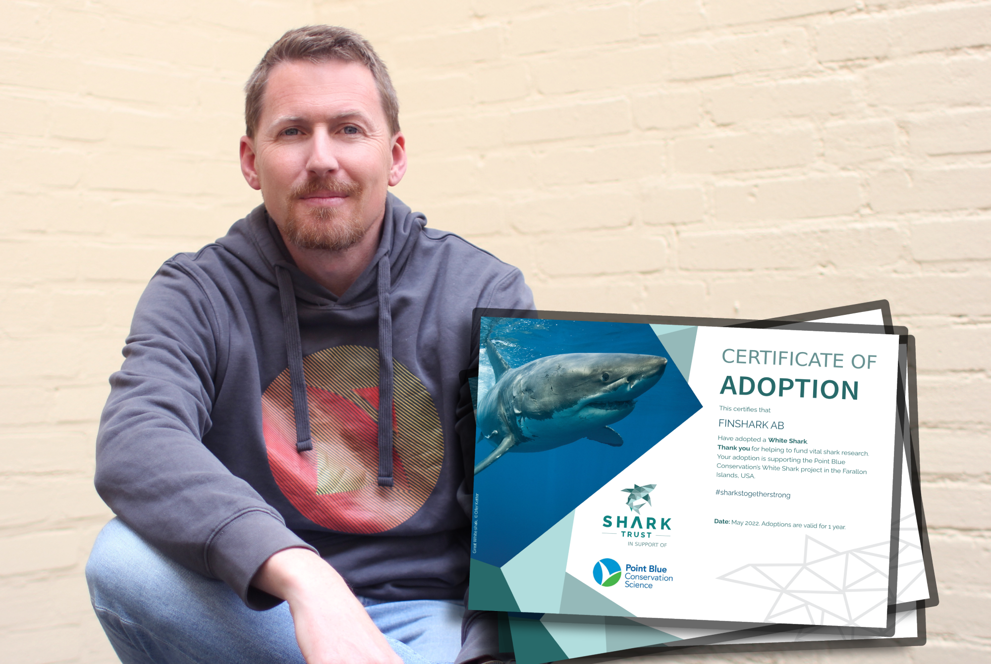 Kristian Sternros with certificate from Shark Trust